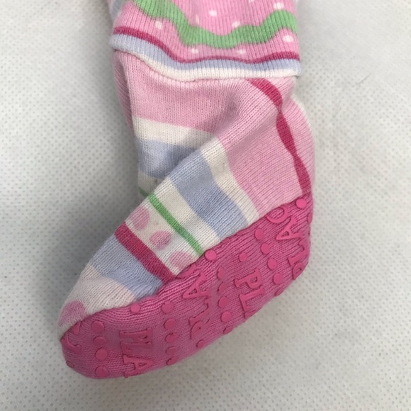 5/$25 CHILDREN’S PLACE footed pj’s slip grips - Picture 2 of 4